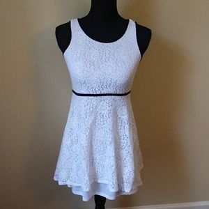 Star Ride Frame White and Black Dress (girls)
